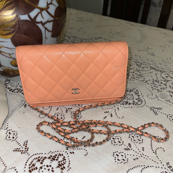 Authentic CHANEL Coral Pink Caviar Wallet on Chain - Picture 5 of 14